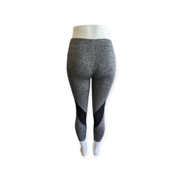 Womens JGX Performance High Rise Athletic Capri Leggings Pants M Gray Black - Picture 2 of 7
